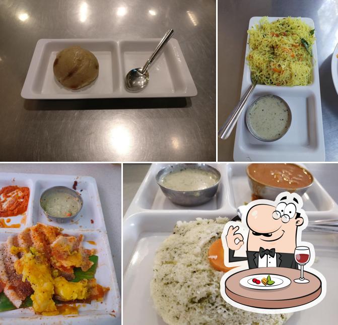 Food at Raghavendra Upahara