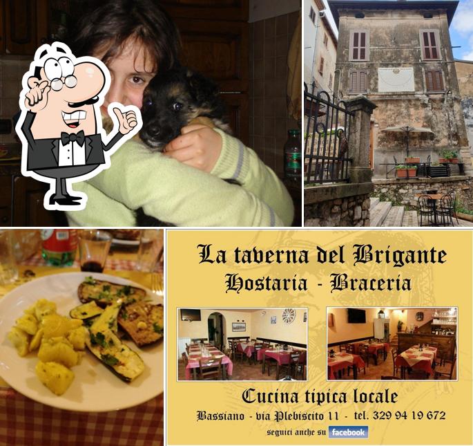 Gli interni di La Taverna del Brigante