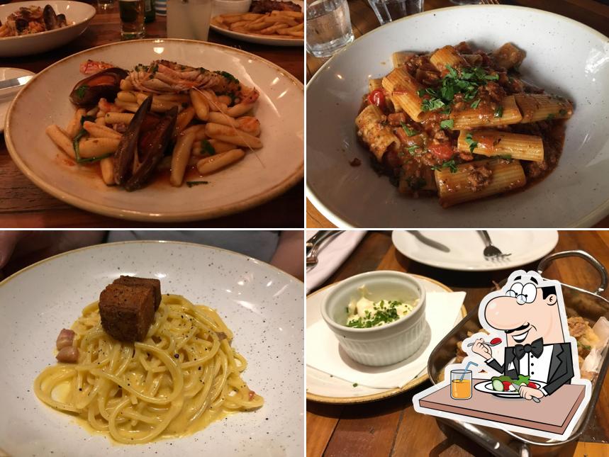 Platos en Etto