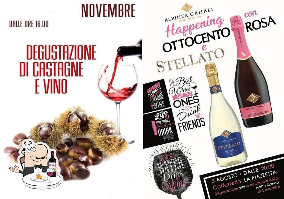 È gradevole bersi un bicchiere di vino a La Piazzetta Snc Di Mancin Lisa E Marta