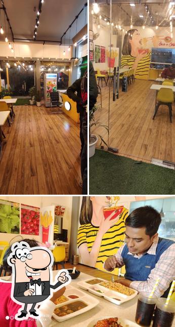 Among different things one can find interior and food at Chick n Chilly : Lakhimpur