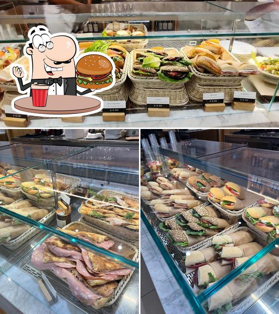 Prova un hamburger a Il Bistrot - Roma Trevi