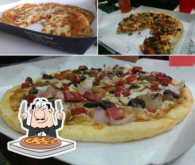Order various variants of pizza