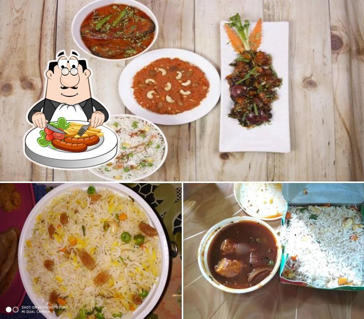 Food at Moghlai Village