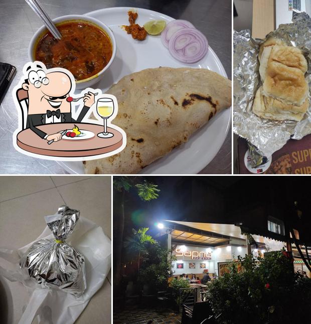 Meals at Sapna Pav Bhaji & Juice Center- Best Pavbhaji in Pune!