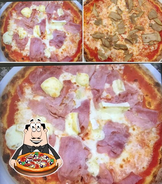 Scegli una pizza a Ristorante Pizzeria Adess