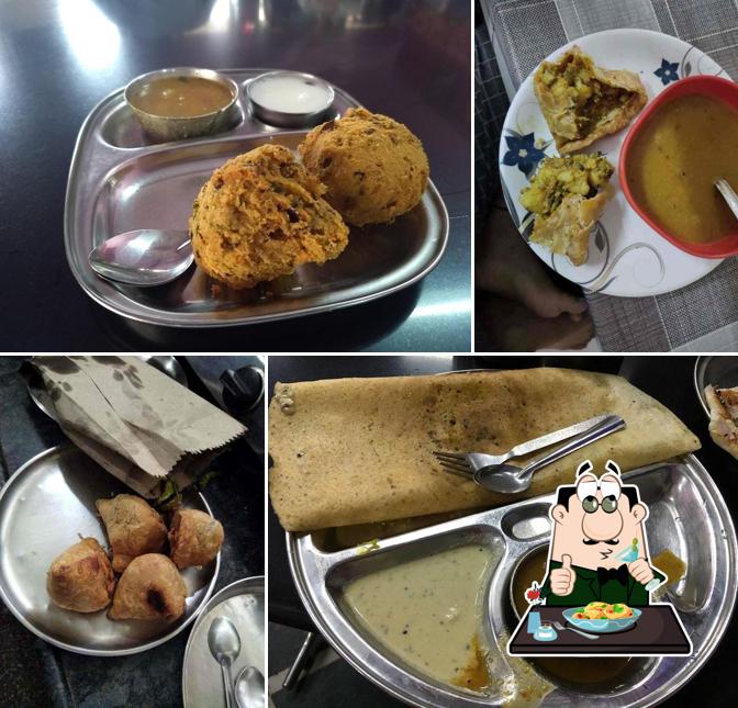 Food at Shree Shanti Bhavan