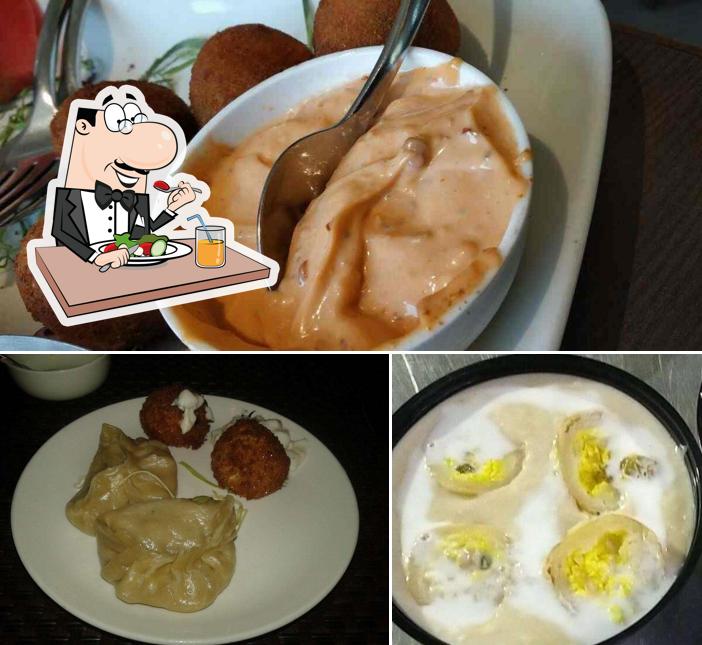 Meals at Curries
