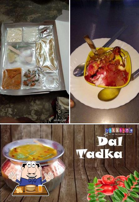 Food at Makkhan's Veg Restaurant