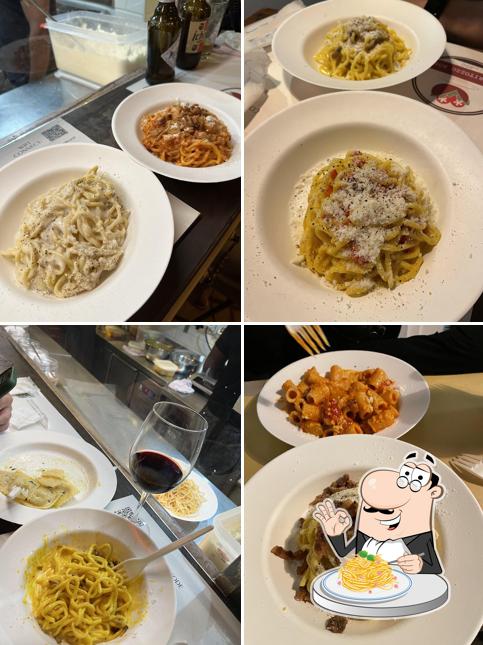 Spaghetti alla carbonara al Il Maritozzo Rosso - Trastevere