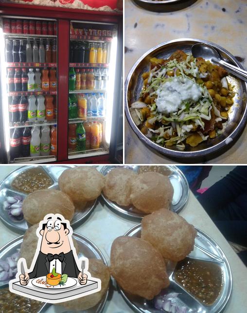 This is the photo showing food and beverage at Amritsari Bhaiyan Di Hatti