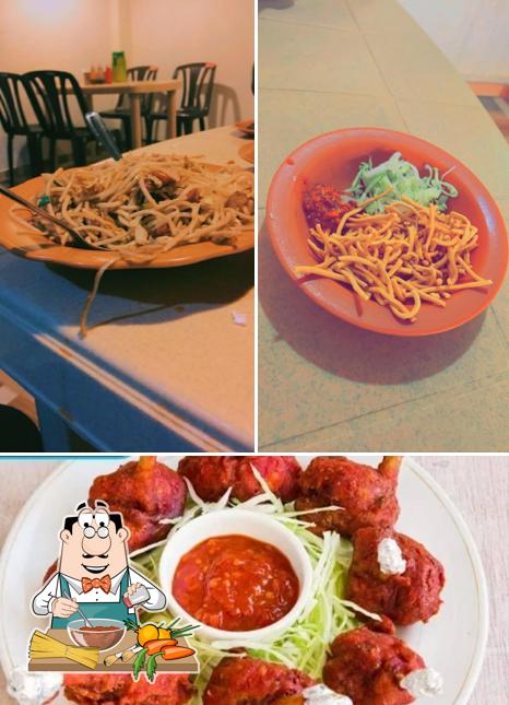 Spaghetti bolognese at New China Hut -2