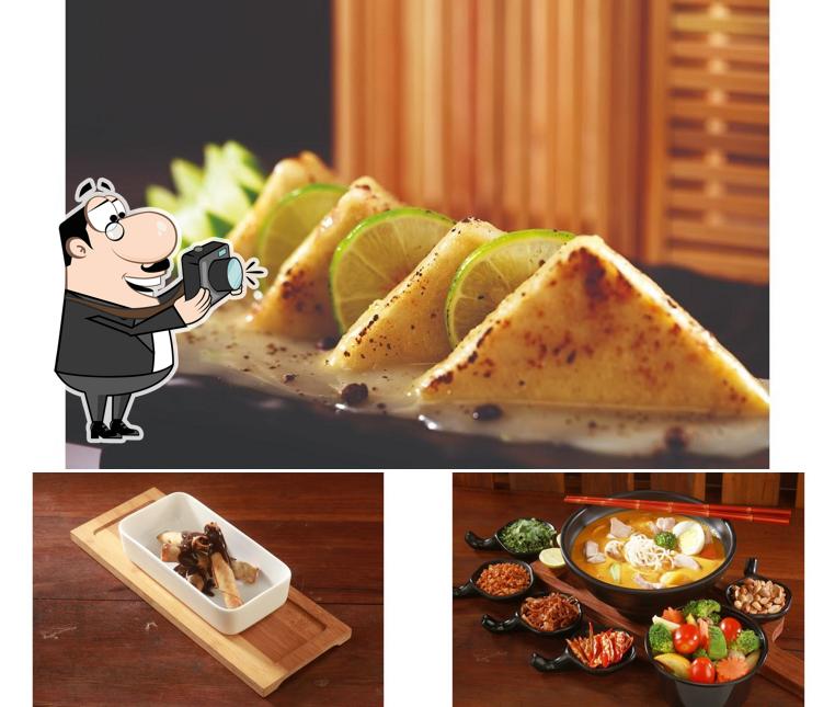 See this picture of Wow! China Diner