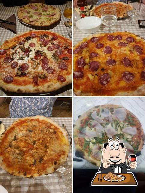 Ordina tra le molte varianti di pizza