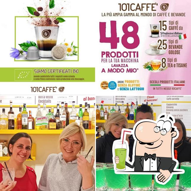 101CAFFE' serve un'ampia varietà di drink