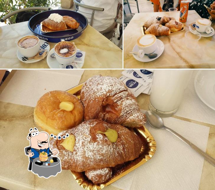 La foto di cibo e tavolo da pranzo da Matteosky