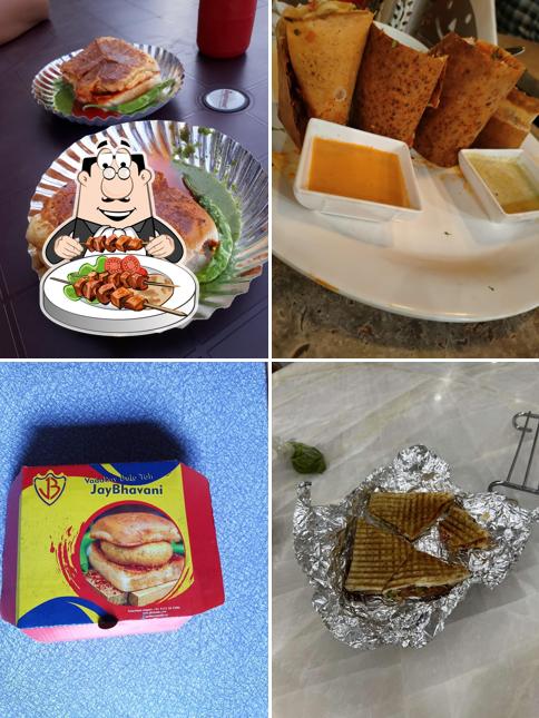 Food at JayBhavani Vadapav
