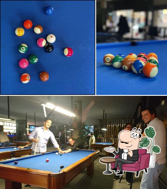 Dai un’occhiata alla foto che raffigura la interni e cibo di Poolmania55