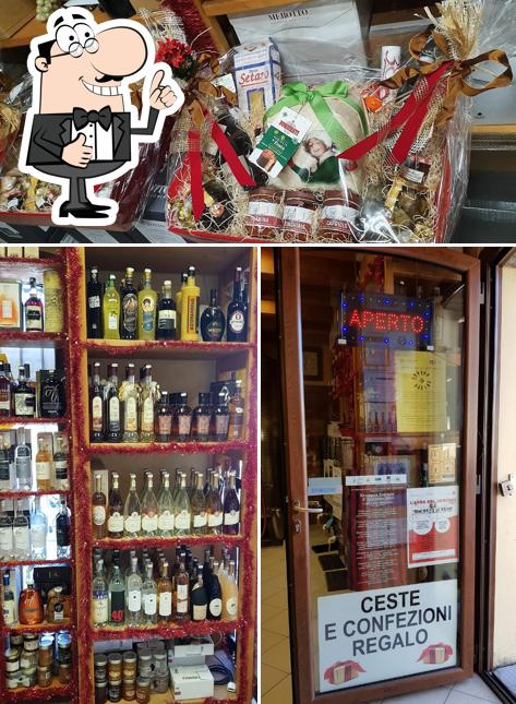 Guarda questa foto di Cantina Enoteca La Riviera Di Zillio Roberto