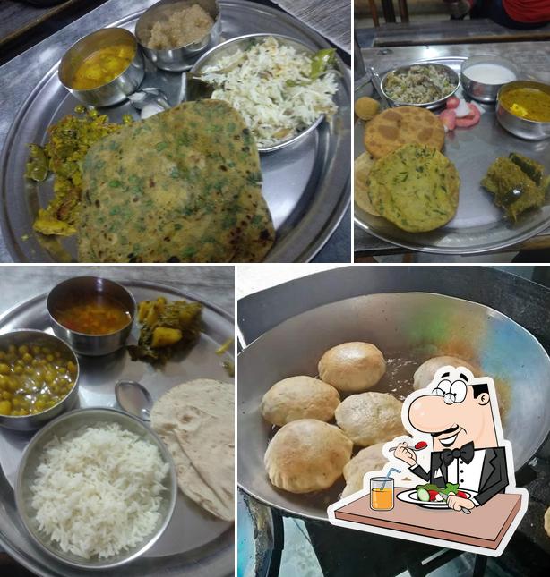 Food at Shukla Mess & Tiffin Center
