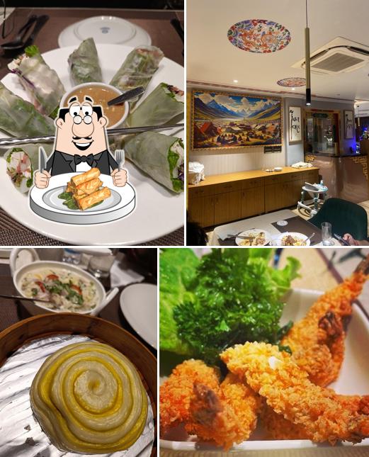 Spring rolls at Yiga Restaurant