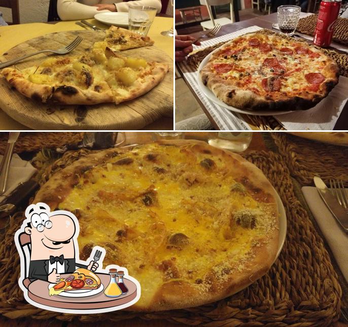 Scegli una pizza a Ristorante La Greppia