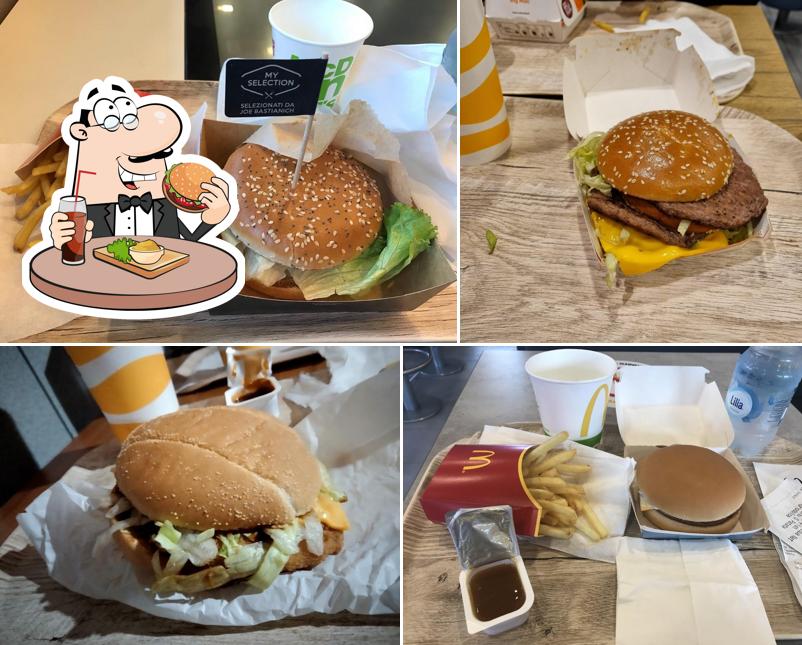 Prova un hamburger a McDonald's