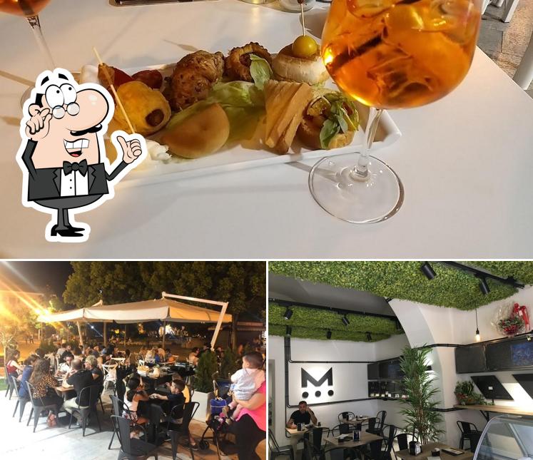 La interni e cibo del ristorante
