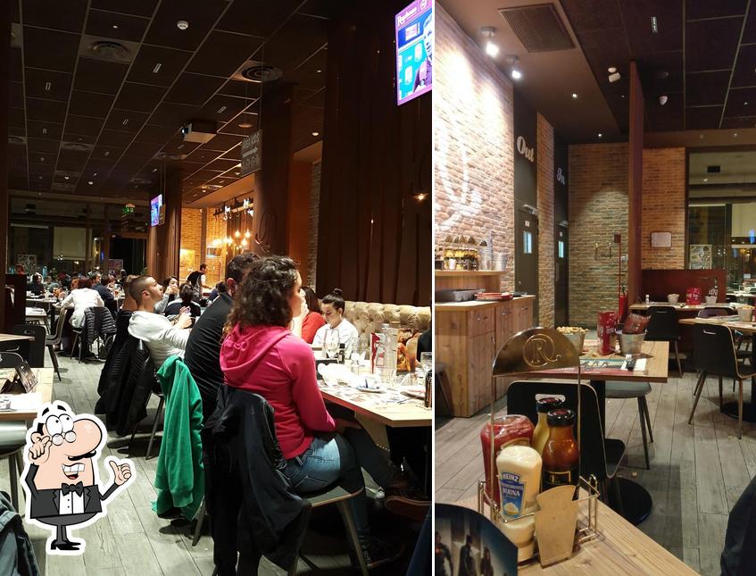 Siediti a un tavolo di ROADHOUSE RESTAURANT GARBAGNATE