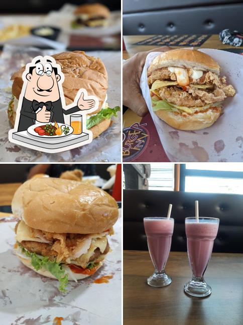 Food at Burger Inn Perumbavoor