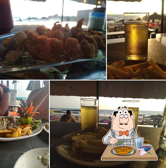 Chicken wings at Green Eyes