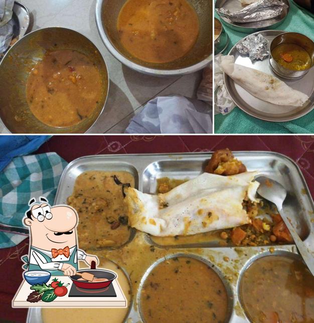 Chicken curry at South Indian Tiffin & Fast food