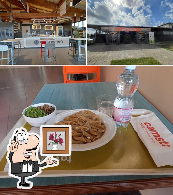La interni e esterno del ristorante