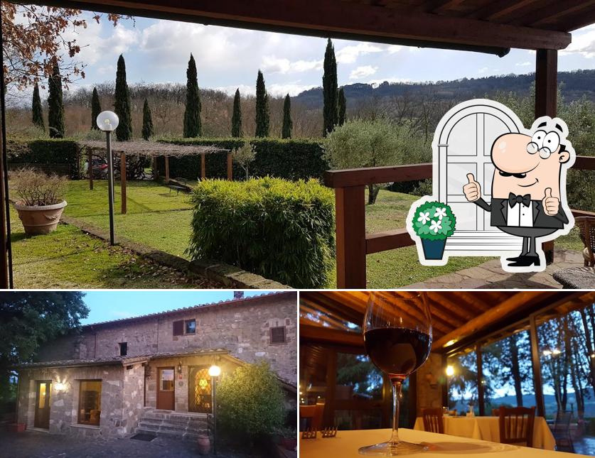 La foto di esterno e cibo da La Locanda della Chiocciola