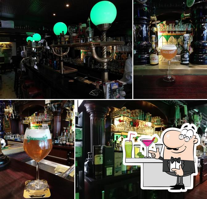 Lion’s Pub