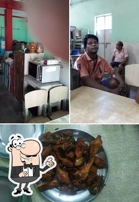 The image of Shaan E Punjab’s interior and seafood