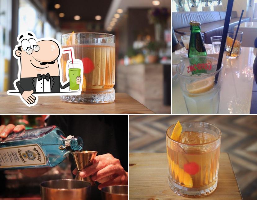 Goditi qualcosa da bere a TROPICANA drinks room