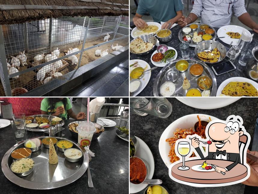 Meals at Hotel Highway King, Behror