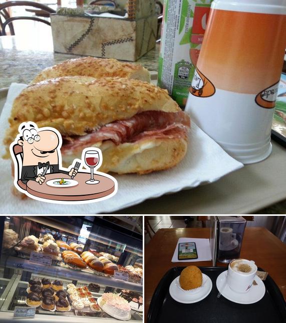 Comida em Padaria Espiga Dourada