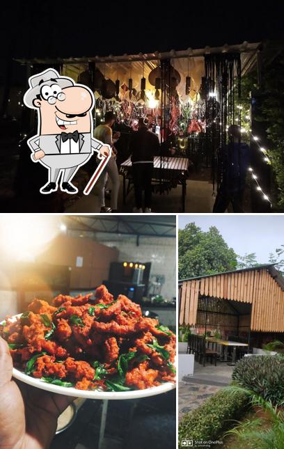 Among various things one can find exterior and food at Coastal Rock