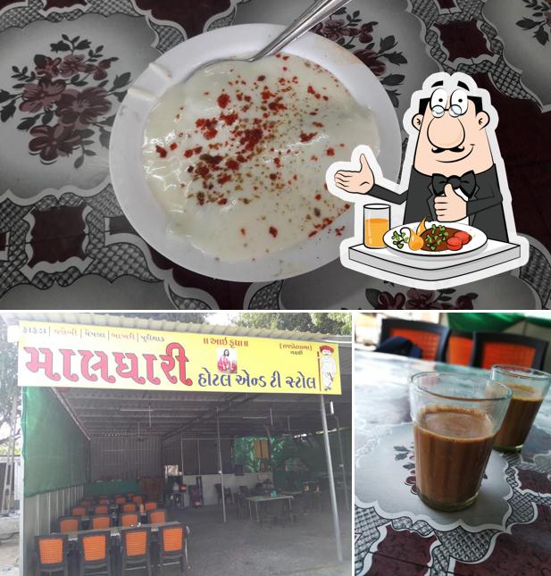 The picture of food and interior at Maldhari Hotel And Tea Stall
