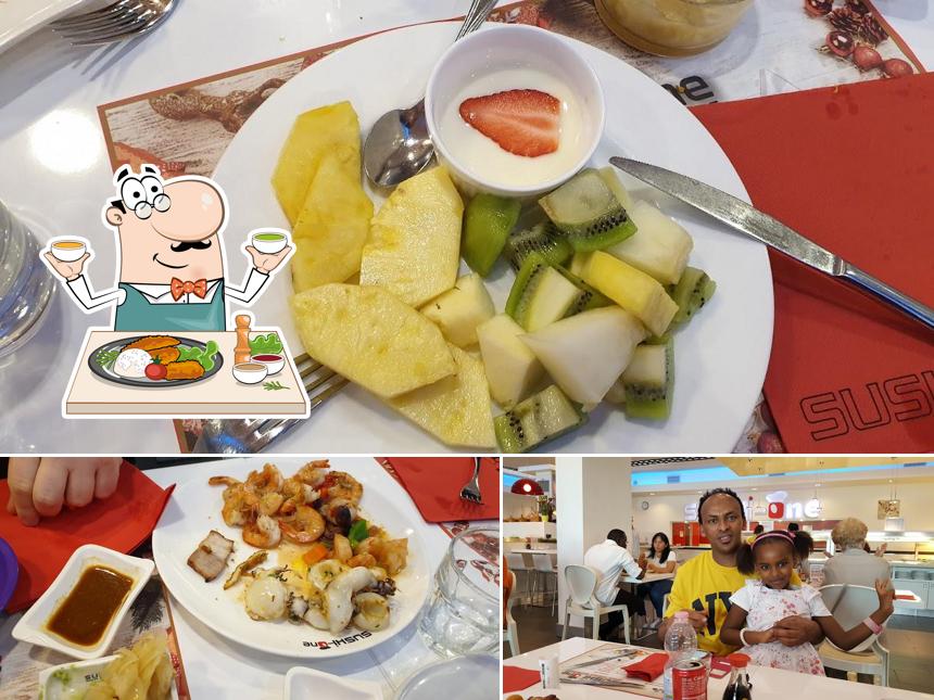 La cibo e interni del ristorante