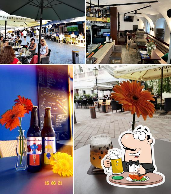 Caffe bar Jupi offre un'ampia gamma di birre Caffe bar Jupi offre un'ampia gamma di birre