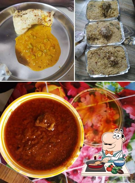Chicken curry at Mahal Biriyani & Restaurant