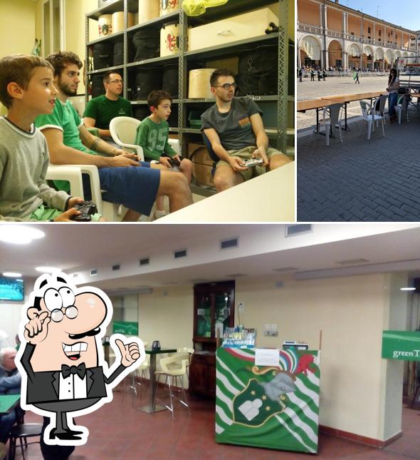 Dai un'occhiata agli interni di Rione Verde