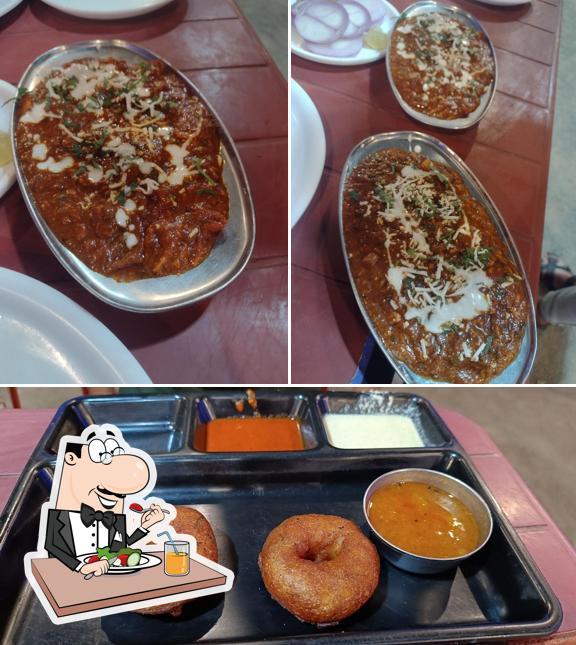 Meals at Chacha bhatija food club