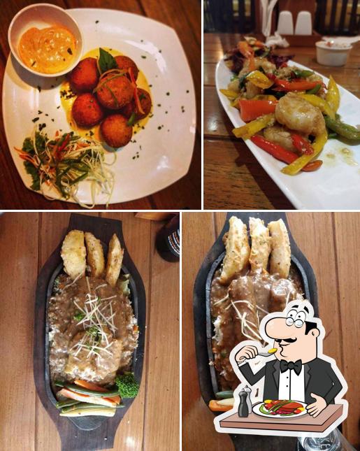 Food at Smoke - The Sizzler House ಸ್ಮೋಕ್ - ದಿ ಸಿಝ್ಲರ್ ಹೌಸ್