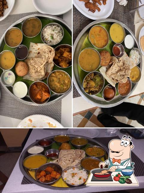 Chicken curry at Aroma Restaurant