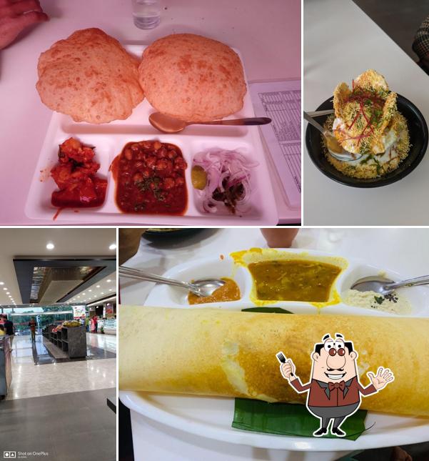 Meals at Moasaji