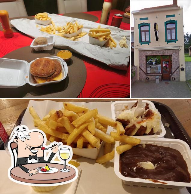 La nourriture et intérieur du restaurant